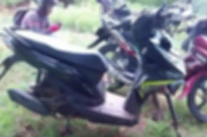Maling mencuri dua pelek Honda BeAT