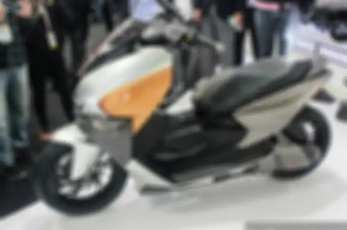 TVS siapkan pesaing skutik Yamaha NMAX
