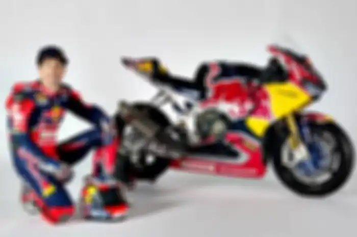 Nicky Hayden dan Honda CBR1000RR SP2 WorldSBK