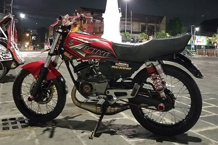 Motor Yamaha RX-King garapan Bursa Karbu Jogja
