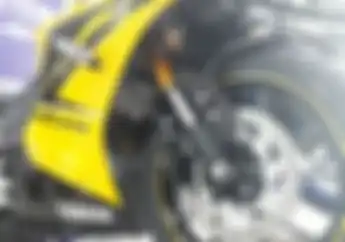 Nah Loh, Kenapa Nih Takaran Oli Sokbreker Yamaha All New R15 Antara Kiri dan Kanannya Berbeda