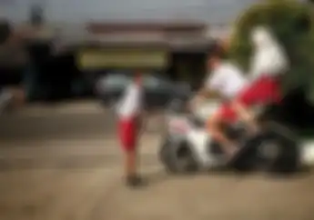 Bikin Pusing Netizen, Zaman Now Anak SD Aja Sudah Pakai Motor Sport 