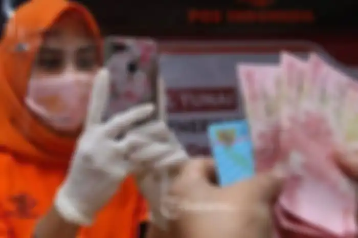 BST Rp 300 Ribu Cair April 2021, Siap-siap Bawa Undangan dan KTP ke Kantor Pos Terdekat