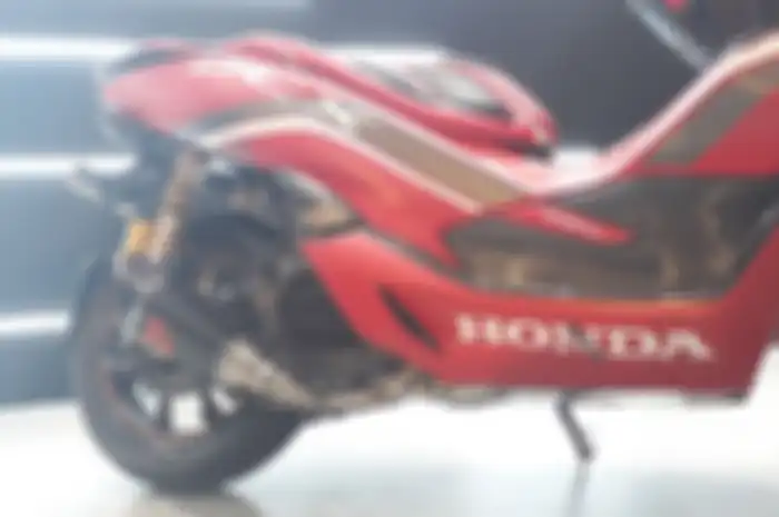 Ini knalpot Akrapovic palsu yang digunakan All New PCX 150
