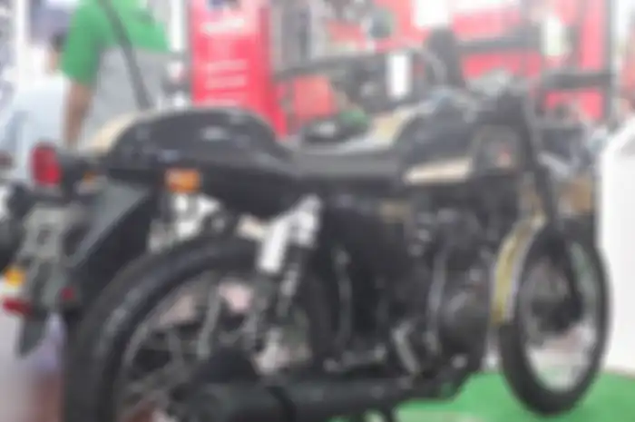 Desain cafe racer kental di Benelli Motobi 152
