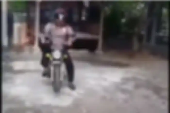 Pak polisi siap ingin freestyle