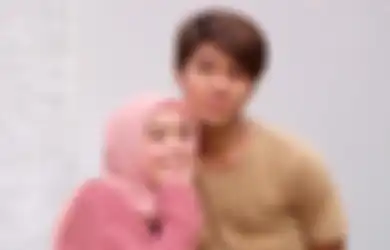 Sudah Sesumbar Mau Bawa Orang Tua ke Rumah Lesty Kejora, Rizky Billar Malah Kepergok Punya 'Wanita Simpanan' Dibelakang sang Biduan, Denny Darko: Banyak yang Kecewa!