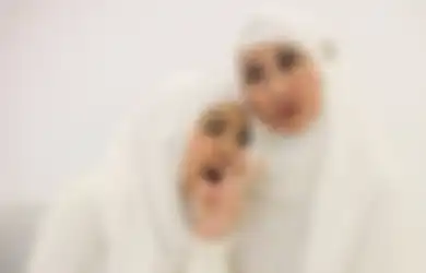 Selalu Tampil Ceria Meski Hidup Sebatang Kara Terpisah dari Anak Semata Wayangnya, Desy Ratnasari Ngaku Sering Menangis Sebelum Tidur Karena Alasan yang Tak Disangka-sangka