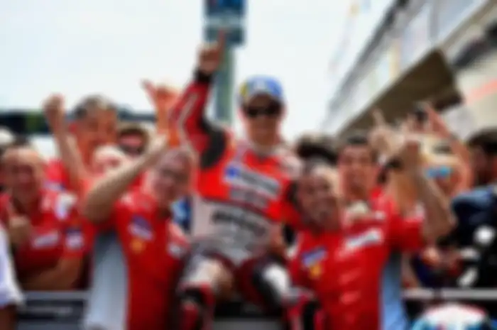 Jorge Lorenzo juarai MotoGP Catalunya