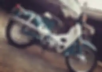 Modifikasi Honda C50: Saat Motor Bebek Langka Kembali ke Gaya Asalnya
