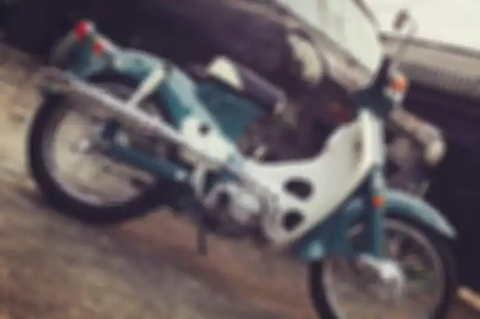 Modifikasi Honda C50.
