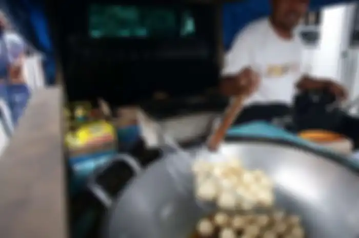 Alasan kesehatan kenapa sebaiknya kita tidak terlalu sering makan tahu bulat.