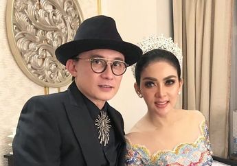 3 Aksesori Ikonik Rancangan Desainer Langganan Syahrini di Met Gala 2017 Hingga 2019