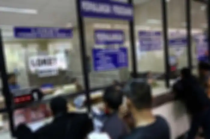Pemutihan pajak motor berlaku sampai 31 Desember 2022, para pemilik angkutan kota (angkot) senang dengan program ini.