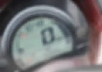 Pakai 1 Jari untuk Stop Kedipan di Spidometer Motor Yamaha NMAX