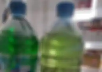Pertalite Palsu Beredar Diduga Hasil Oplos dengan Solar atau Minyak Mentah Kemudian Diberi Pewarna