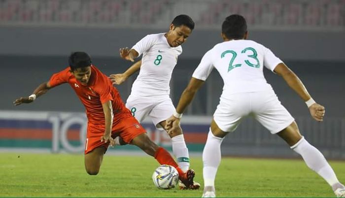 Timnas Myanmar Vs timnas Indonesia di Stadion Mandalarthiri, Mandalay, Myanmar, Senin (25/3/2019).