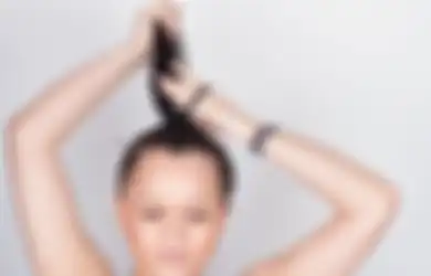 Terdengar Sepele, Ikat Rambut yang Kamu Gelangkan di Tangan Ternyata Bisa Berakibat Fatal bagi Kesehatan, Wanita Ini Buktinya
