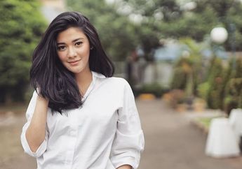 Penampilan Manis Naysilla Mirdad Kenakan Outer Menerawang Tuai Pujian