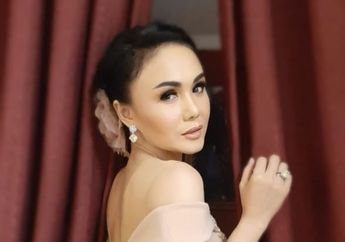 Kediamannya Terendam Banjir hingga sang Ibunda Harus Dievakuasi, Intip Rumah Mewah Yuni Shara yang Berhiaskan Lampu Gantung Kristal di Bagian Dapurnya