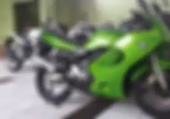 Mau Beli Kawasaki Ninja 2-tak Seken? Simak Nih Tipsnya Biar Enggak Kecewa