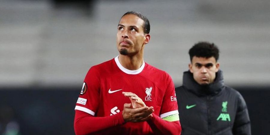 Situasi Kontrak Buntu, Van Dijk Tolak Bocorkan Masa Depan di Liverpool