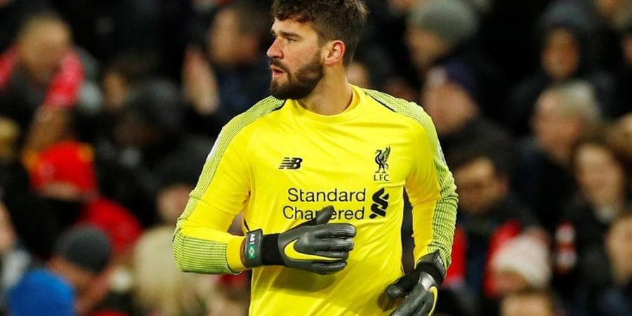 VIDEO - Dua Dosa Besar Alisson dalam Kekalahan Liverpool dari Man City