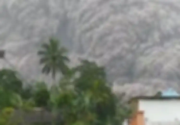 Gunung Semeru Meletus Diawali dengan Kejadian Laharan, Beginilah Rawannya Letak Indonesia di 'Ring of Fire' Berada di Titik Pertemuan 3 Lempeng Benua Utama