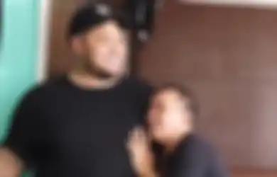Seperti Menari Di Atas Penderitaan Orang Lain, Ayah Ayu Ting Ting Kepergok Tertawa Terbahak-bahak Bareng Ivan Gunawan Saat Ngomongin Nasib Ruben Onsu: 'Sombong!'