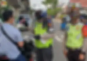 Belum Punya SIM Jangan Nekat Naik Motor, Terjaring Operasi Zebra 2022 Dendanya Bikin Nangis