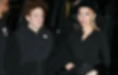 Ariana Grande dan Ethan Slater Jalan-jalan Lanjut Makan Malam Bareng Ayah Ariana