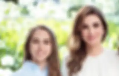 4 Gaya Manis Putri Salma, Anak Ratu Rania dan Raja Abdullah II dari Yordania!
