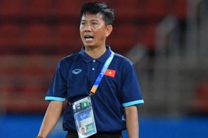 Hoang Anh Tuan ditunjuk menjadi pelatih Timnas U-23 Vietnam di Piala Asia U-23 2024 tanpa bisa menentukan sendiri pemainnya, melainkan dari daftar Philippe Troussier.