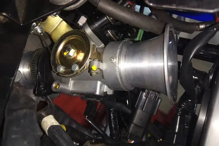 Pasang Throttle Body SYS di Suzuki GSX-R150, Ribet Tapi Bikin Napas Plong
