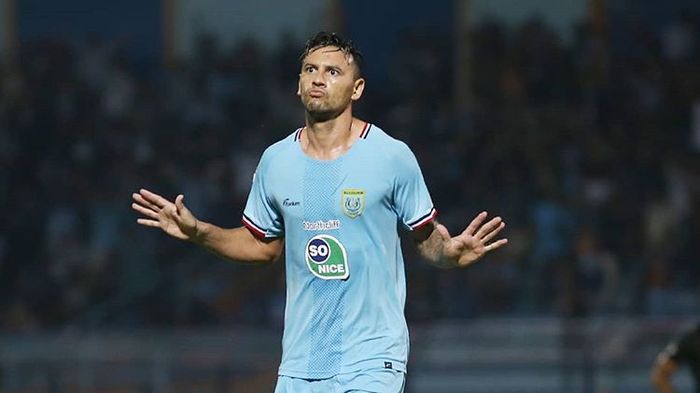 Alex dos Santos saat masih berseragam Persela Lamongan pada Liga 1 2019.