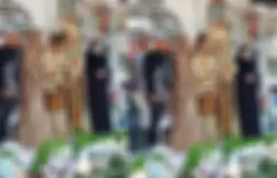 Video Pengantin Pria Didampingi 2 Pengantin Wanita Viral di TikTok, Ternyata Pengusaha Showroom