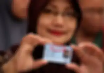 Masukkan NIK Lewat HP, Bantuan Rp 300 Ribu Bisa Cair Bulan April 2021