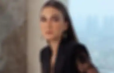 Blak-blakan Akui Kini Lebih Suka Pria Berondong, Gelagat Aneh Luna Maya Justru Pancing Kecurigaan Netizen: Bukan Gaya Doi Banget, Pasti...