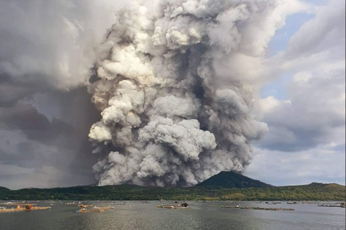 Gunung Taal
