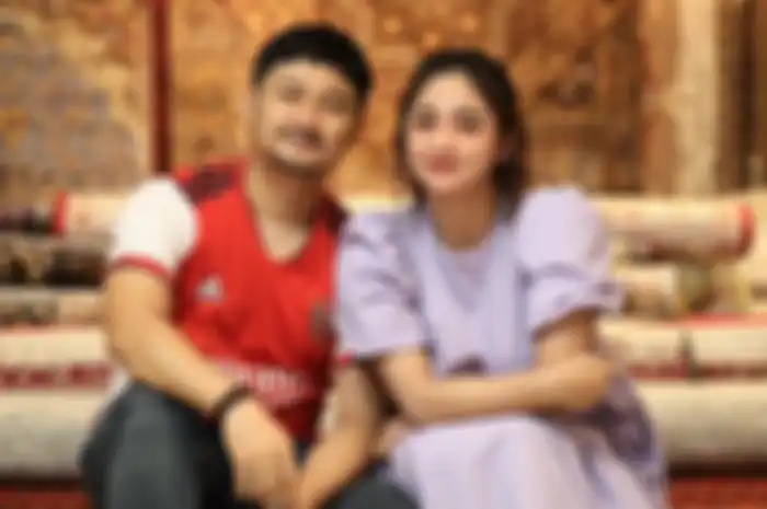 Angga Wijaya gugat cerai Dewi Perssik