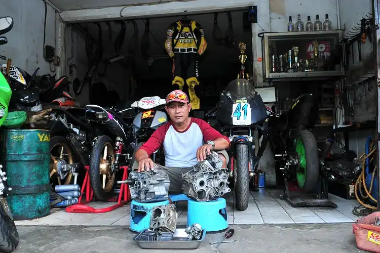 Pitstop TPZ Biang Kerok Kawasaki Ninja 2-Tak Lari Kesetanan