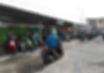 Imbas Pemadaman Listrik, Penumpang Kereta Kesulitan Ingin Pesan Ojek Online