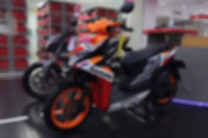 Honda BeAT eSP versi Repsol edition karya Painting Shop Astra Motor