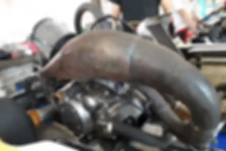 Mesin Kawasaki Ninja R atau Ninja 2-tak yang dipakai