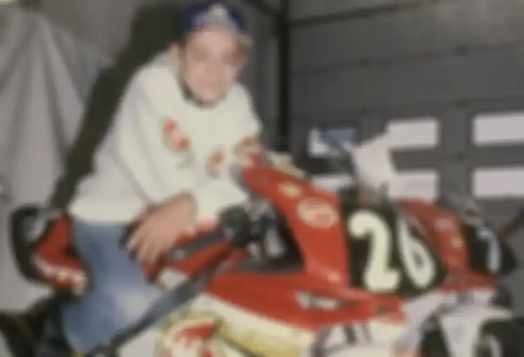 Valentino Rossi dan motor Cagiva Mito yang dipakainya di kejuaraan Italian Sport Production pada 199