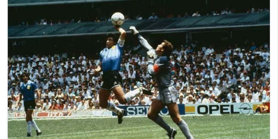 ON THIS DAY - Diego Maradona Cetak Gol Tangan Tuhan dan Gol Terbaik Piala Dunia