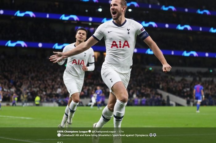 Striker Tottenham Hotspur, Harry Kane, merayakan gol ke gawang Olympiacos dalam laga Liga Champions pada Selasa (26/11/2019).