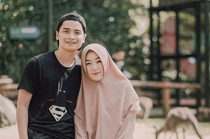 Alvin Faiz dan Larissa Chou