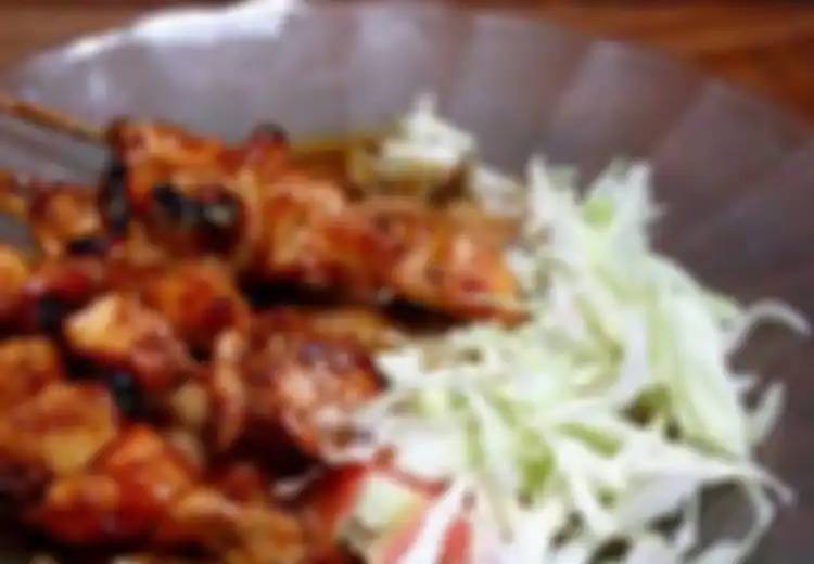 Aroma Busuk dari Rumah Pedagang Sate Bikin Curiga, Setelah Digerebek Polisi Temukan Barang Bukti Menjijikkan untuk Olahan Sate yang Dijualnya
