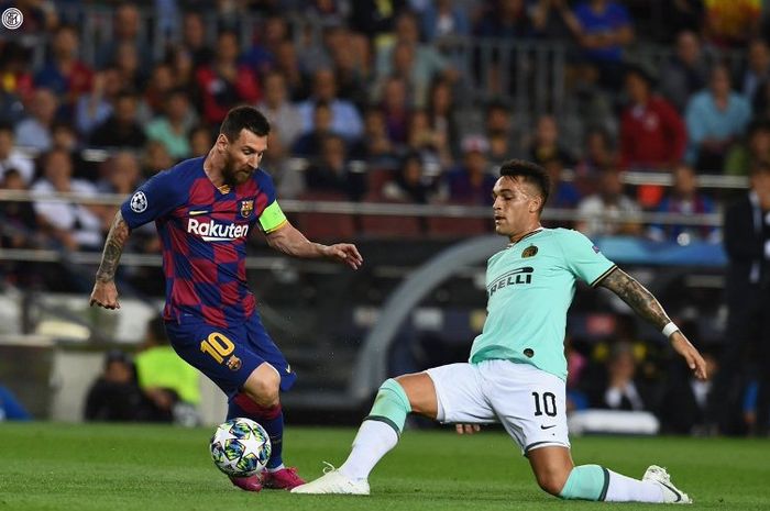 Megabintang Barcelona, Lionel Messi, dalam duel melawan Inter Milan di Camp Nou pada Rabu (2/10/2019).